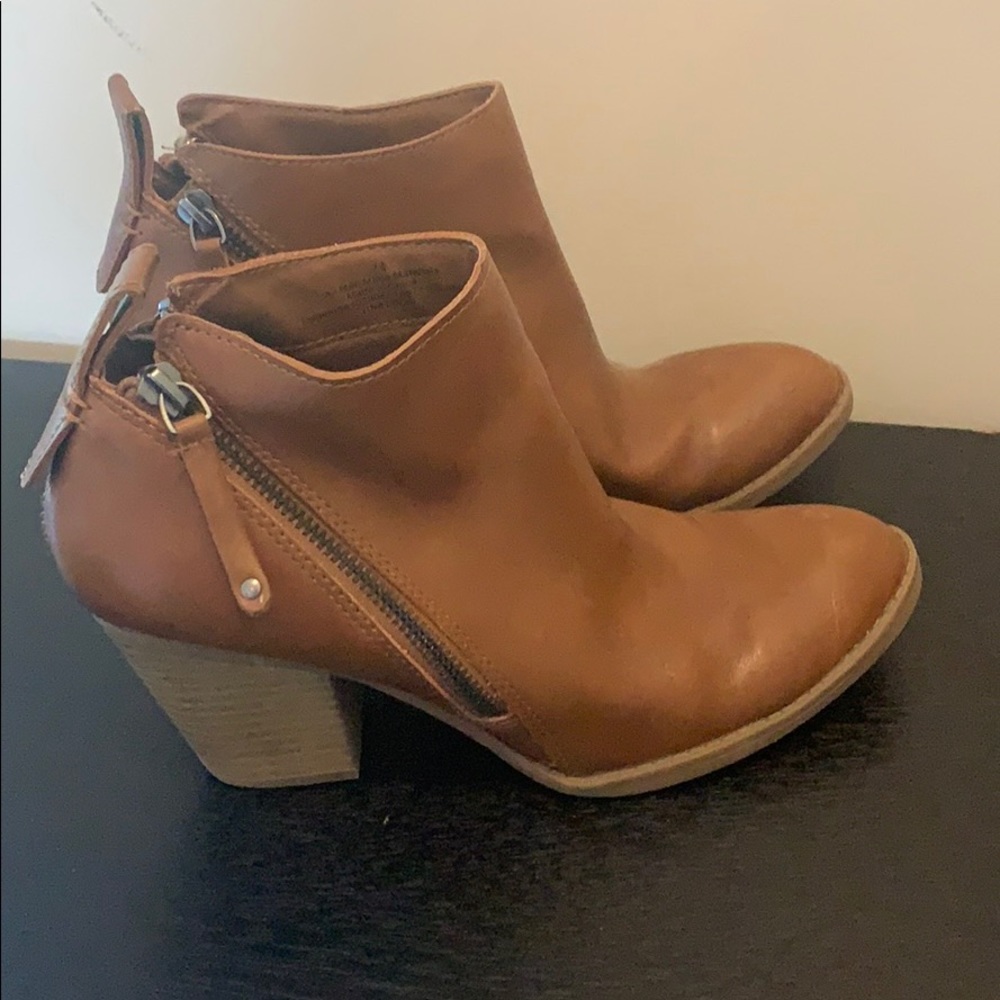 DV Zipper Vegan Leather Brown Low Heel Ankle Boots